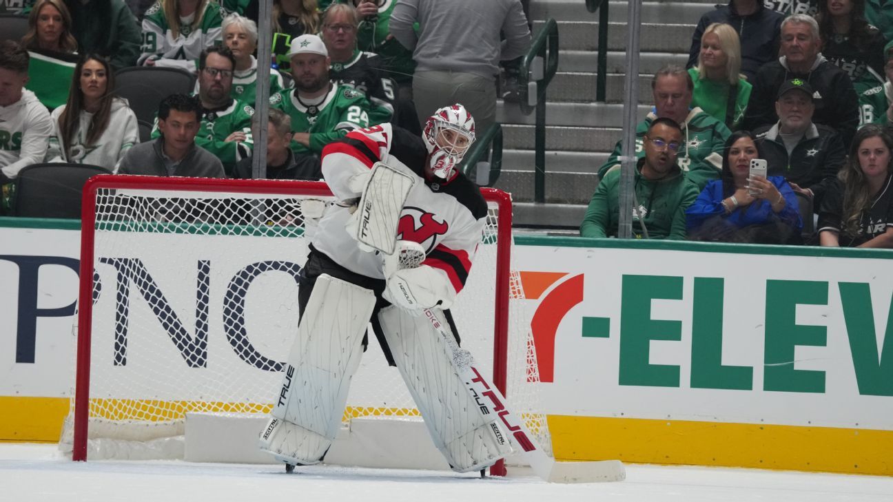 Devils beat Stars 5-1 as Connor Hellebuyck wins his New Jersey debut