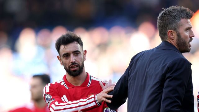 Man United's Michael Carrick and Bruno Fernandes hold 'clear-the-air' talks - reports