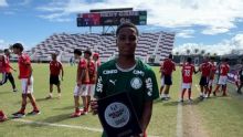 Palmeiras goleia Benfica com direito a 'gol que Pelé não fez' e avança à semifinal da Messi Cup