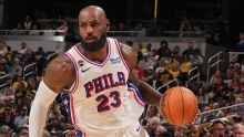 LeBron James tem noite de garçom, e 76ers viram sobre os Pacers fora de casa