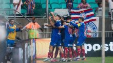 Em jogo de cinco gols, Bahia ganha do São Paulo e segue na briga por vaga na Libertadores