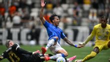 Atlético Mineiro perdió el clásico ante Cruzeiro y sufrió la baja de dos titulares