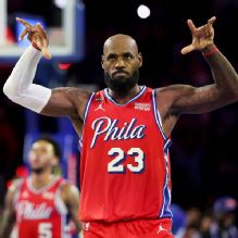 LeBron James shines vs. Knicks in 'his best game' with 76ers