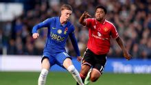 Premier League live updates: Chelsea host Man United in early matchup