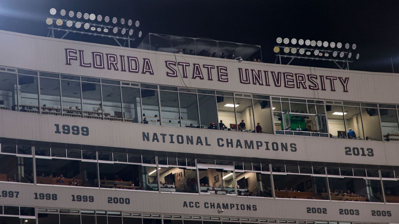 Fire ... Novell? Plane flying banner calling for Florida State coach's firing contains typo