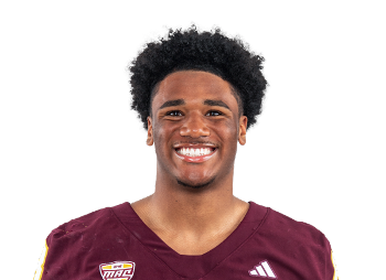 Braylen Naves headshot