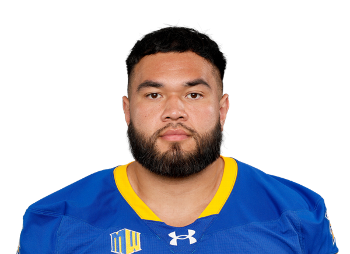 Solomone Langi headshot