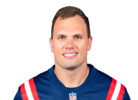 Hunter Henry headshot