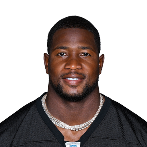 Jonnu Smith headshot