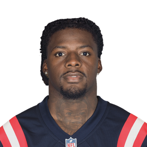 D'Ernest Johnson headshot