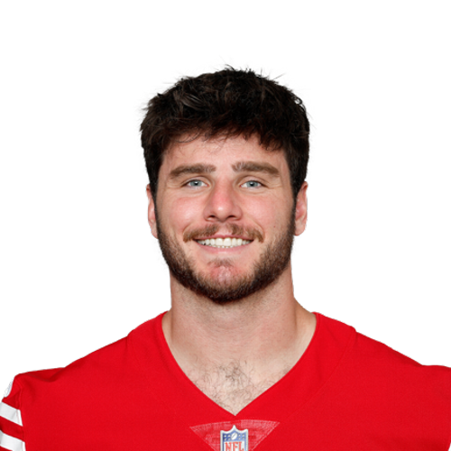 Luke Farrell headshot