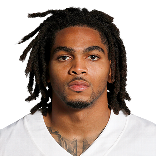 Malik Davis headshot