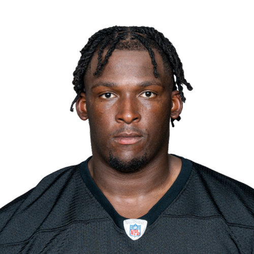 Keeanu Benton headshot