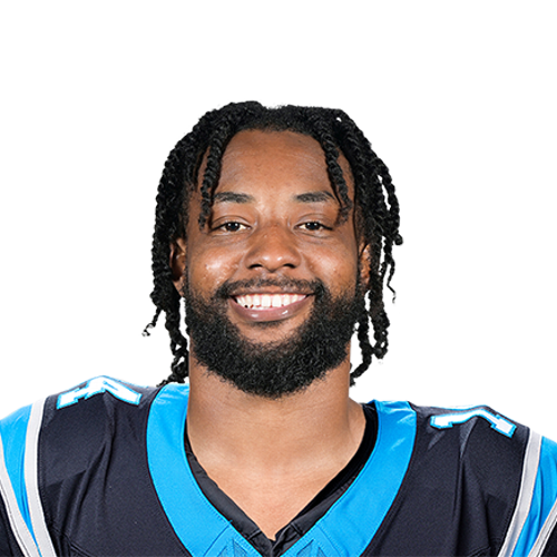 Ainias Smith headshot