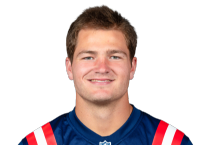 Drake Maye headshot