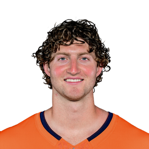 Caleb Lohner headshot