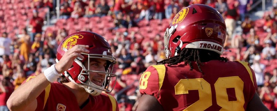 USC holds on and keeps Arizona winless