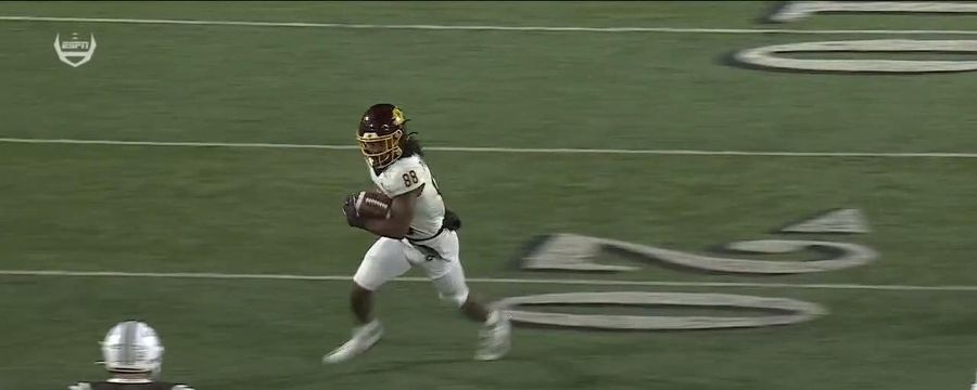 CMU's Pimpleton scores two punt-return TDs in five-minute span