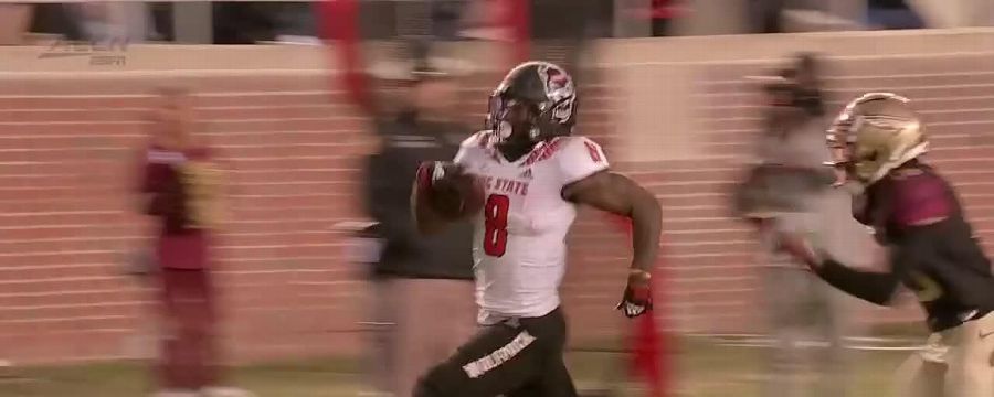 Person Jr. takes screen pass 43 yards for NC State TD