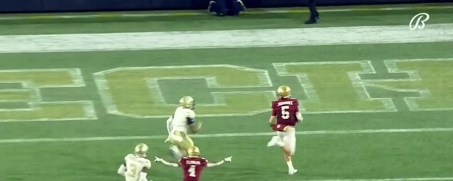 Touchdown! Phil Jurkovec scores vs. Georgia Tech