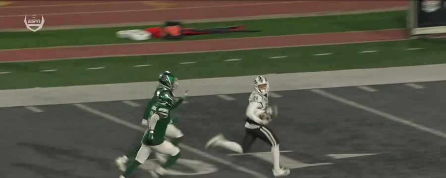 Western Michigan strikes first on 74-yard TD
