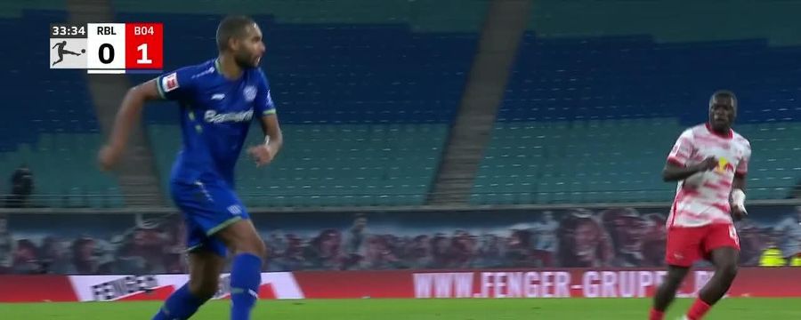 Leipzig crushed at home by excellent Leverkusen