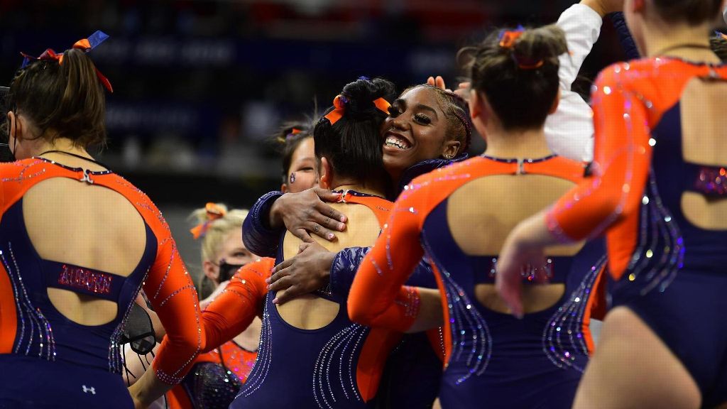 Auburn dominates Iowa State in front of record crowd