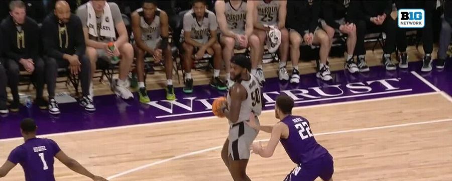 Trevion Williams makes beautiful dish for a basket
