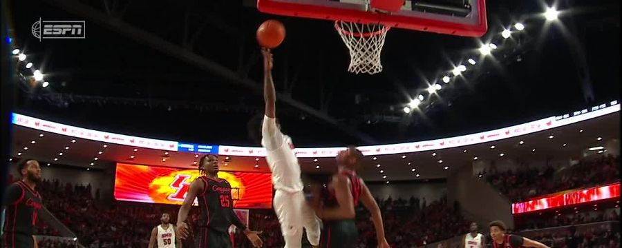 Kendric Davis drives for the and-1 bucket