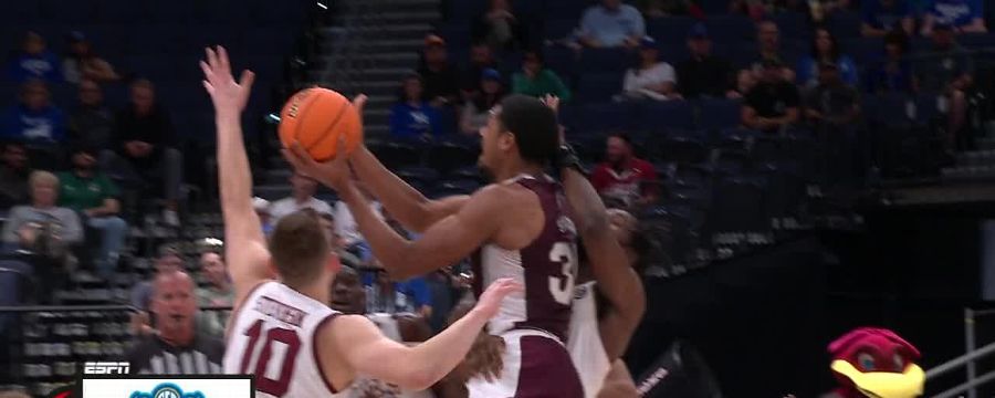 Tolu Smith muscles in for the bucket
