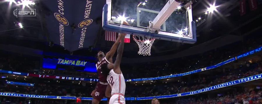 Jackson makes huge block to deny Auburn bucket