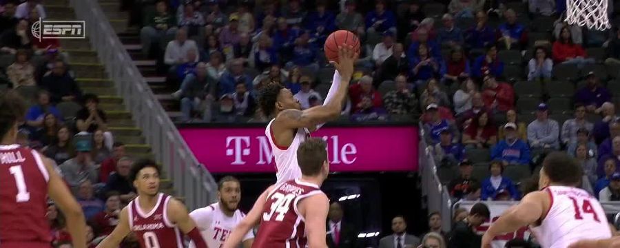 Adonis Arms spins for a slick bucket