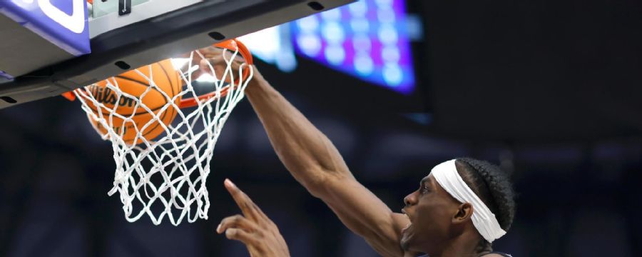 Jalen Duren skies for thunderous alley-oop slam in Memphis' win