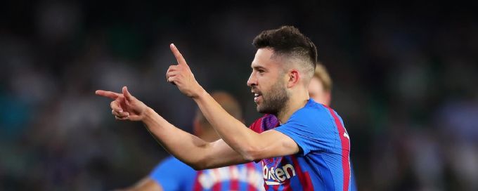 Jordi Alba's fizzing stoppage-time volley secures win for Barca
