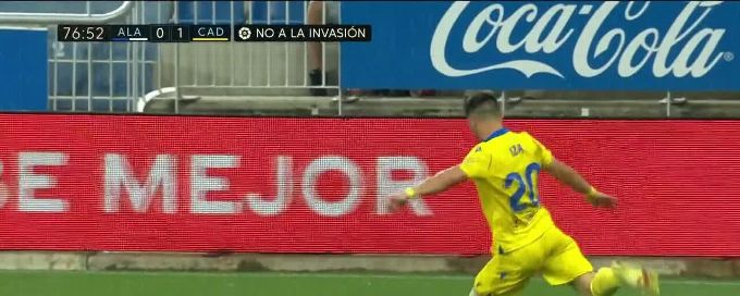 Anthony Lozano finishes the attack for Cadiz to keep LaLiga hopes alive