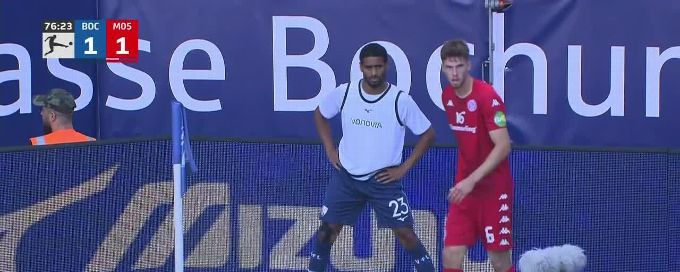 Karim Onisiwo's 2nd header gives Mainz a 2-1 lead
