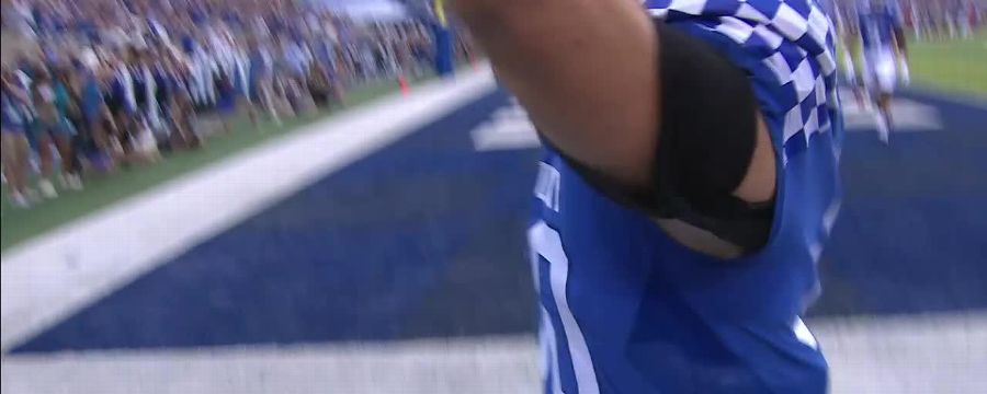 Will Levis throws 6-yard touchdown vs. Miami (OH)