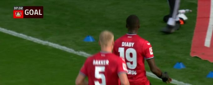 Moussa Diaby rips one from distance for Leverkusen