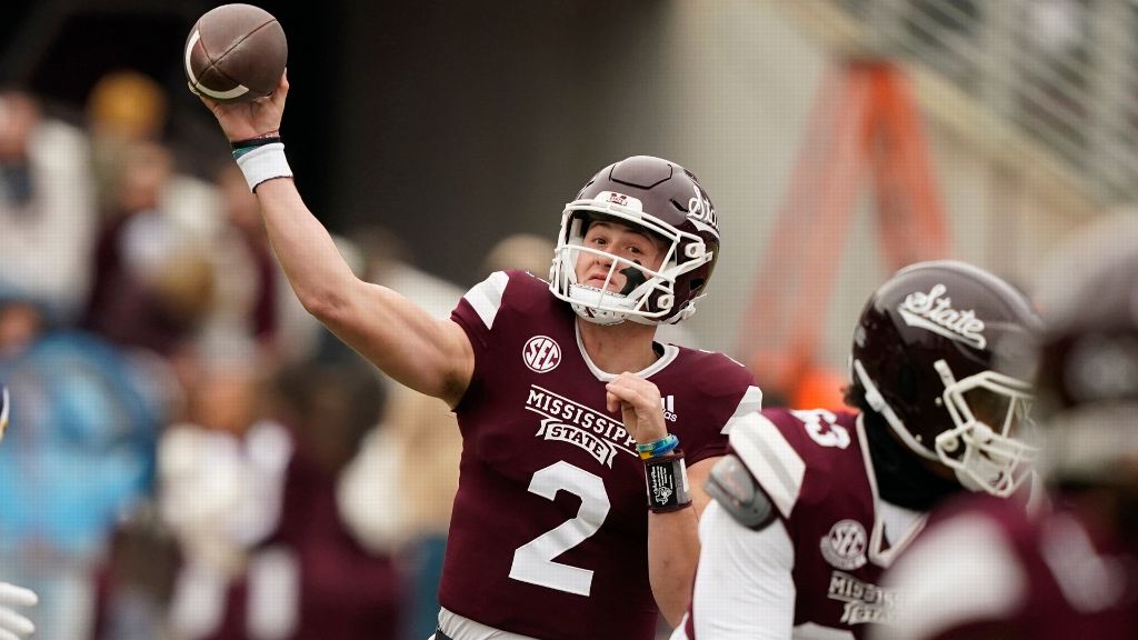Rogers tosses five TDs as MS State routs ETSU