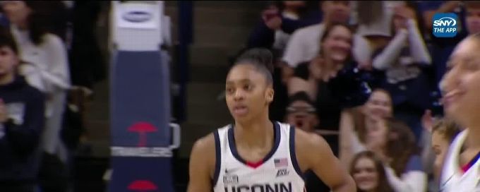 UConn gets off to red-hot start with 10-0 run vs. Providence