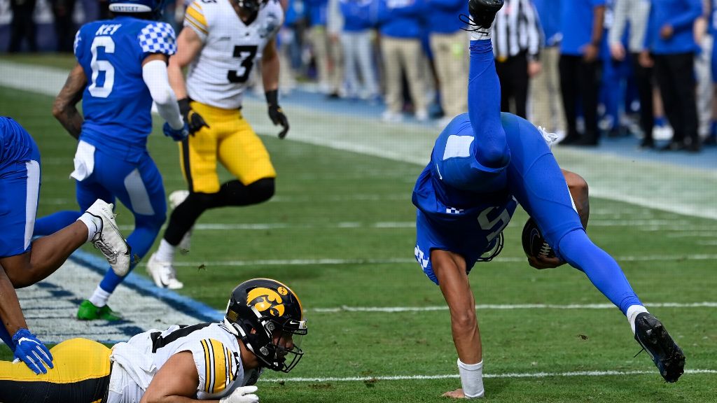 Iowa upends shorthanded Kentucky in Music City Bowl