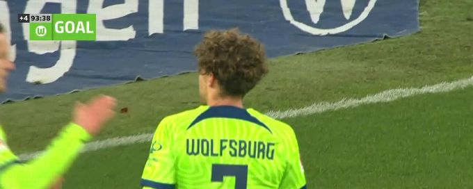 Wolfsburg dominates Freiburg in 6-0 victory