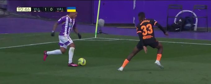 Cyle Larin goal 90th minute Real Valladolid 1-0 Valencia