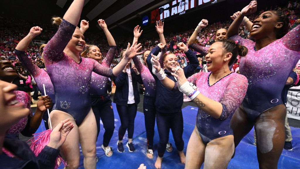 Auburn's Lee lands 10s on uneven bars and balance beam