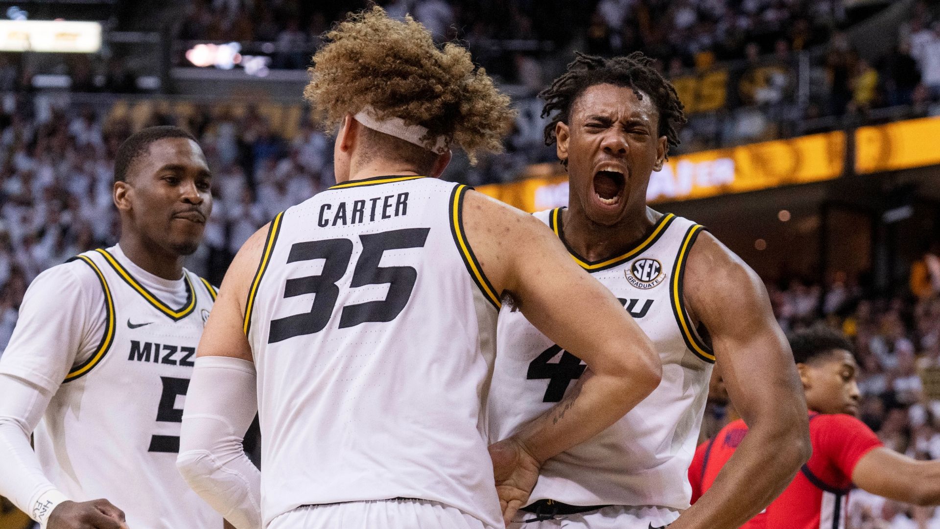 Hodge Brown Dominate As Mizzou Overwhelms Tennessee Hodge brown dominate as mizzou overwhelms tennessee