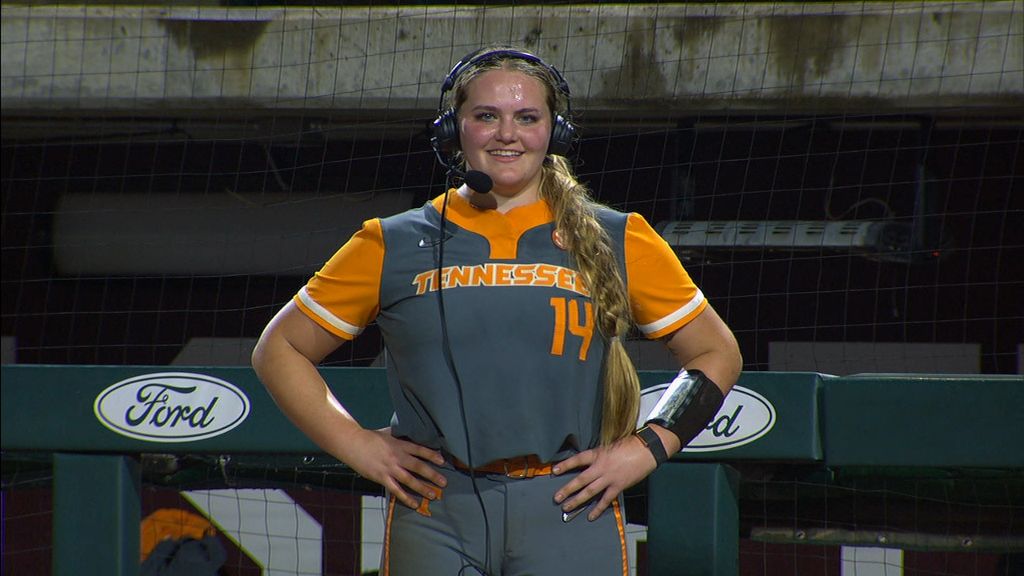 Rogers says weather-delayed win shows Lady Vols' grit