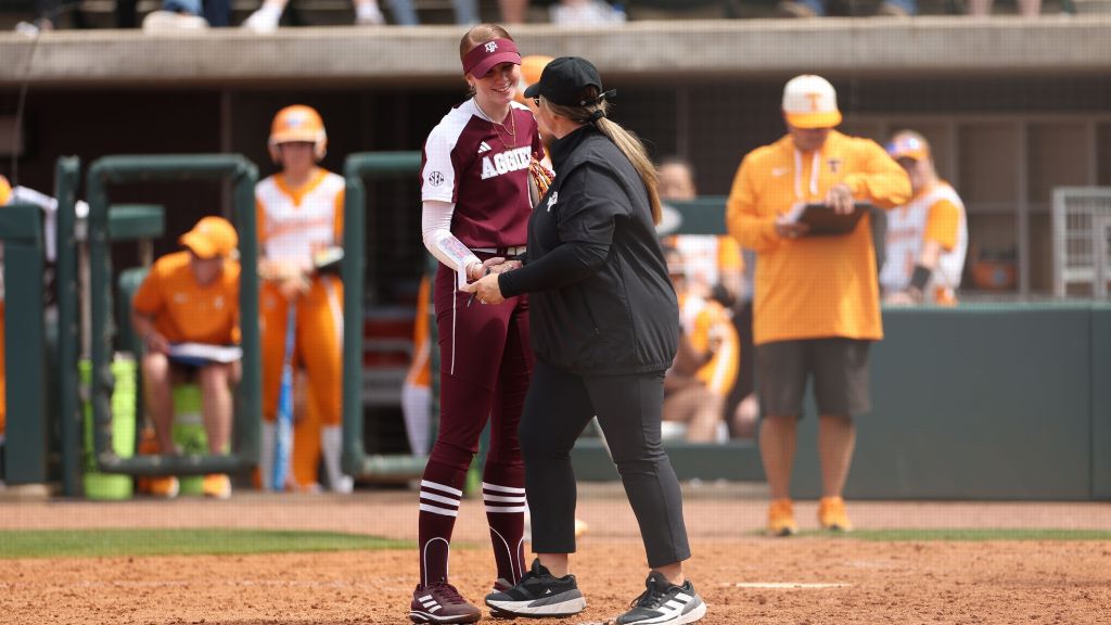 Aggies' pitchers combine on two-hitter vs. Lady Vols