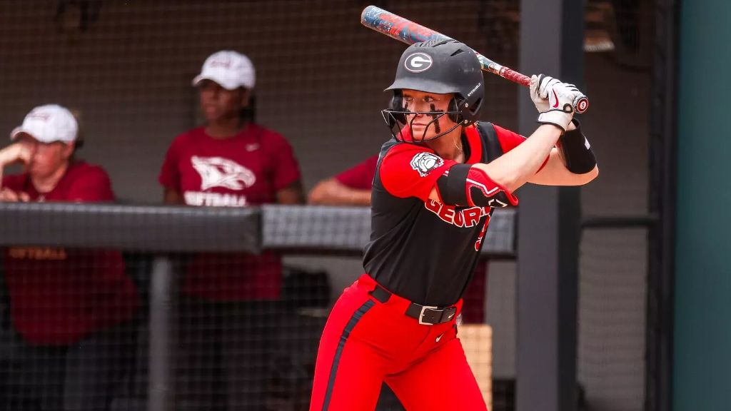 Georgia routs Hokies, punches ticket to Super Regional