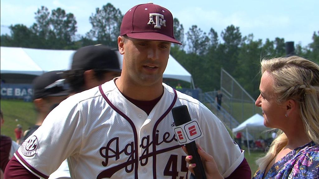 Aggies' Dillard says mixing up pitches was key vs. Hogs