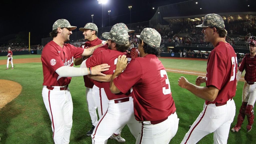 Alabama shuts out Boston College, advances to Supers